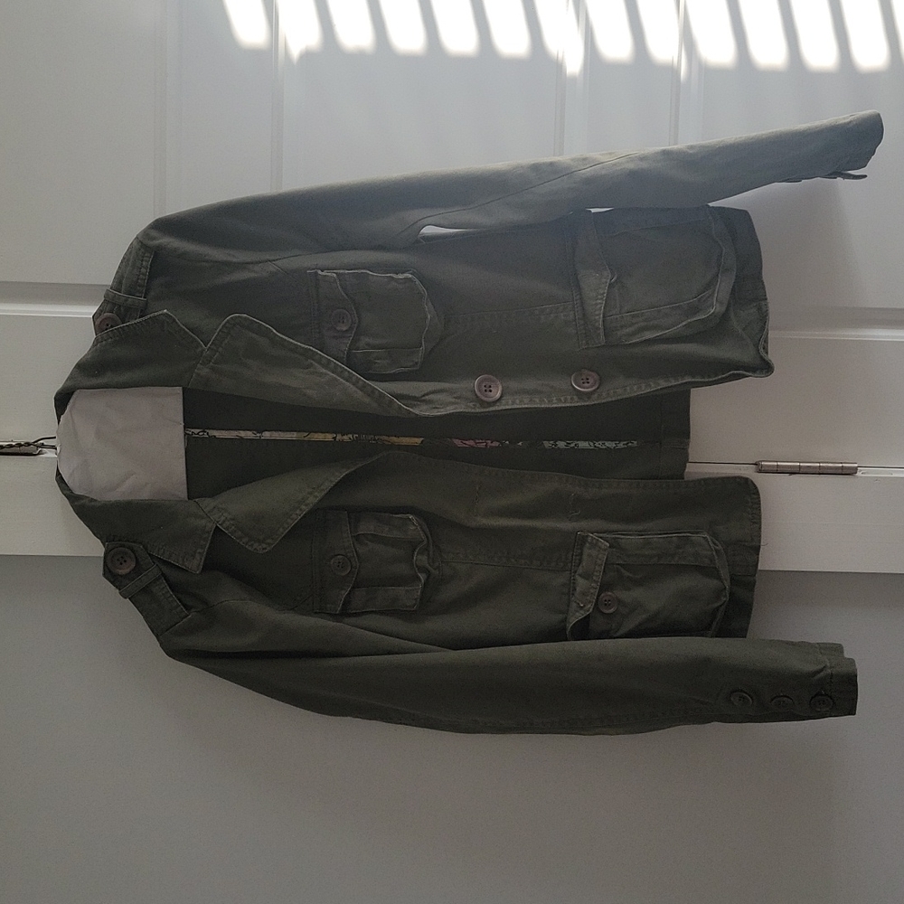 Green jacket, M